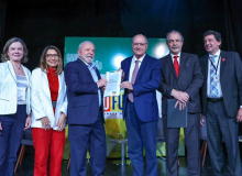 Relatório da transição mostra que governo Bolsonaro desmontou o estado brasileiro