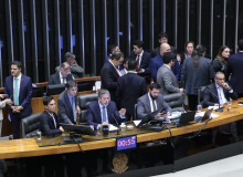 Retrocesso: Câmara dos Deputados vota PL que equipara aborto a homicídio
