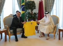 Obras da Copa no Qatar deixam 6,7 mil imigrantes mortos e milhares sem salários