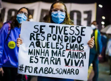 Familiares de vítimas de Covid-19 processam Bolsonaro