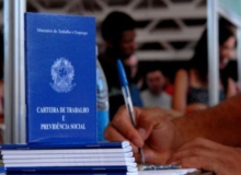 Projeto na câmara amplia terceirização e trabalho temporário