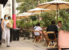 76% dos bares e restaurantes do Brasil afastaram funcionários por Covid ou Influenza