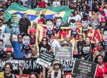Servidores do PR param para cobrar direitos e conseguem abrir negociação
