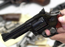 Decreto que facilita posse de armas aumentará a violência, diz especialista