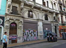 Mais de 7 mil lojas fecharam e 28 mil foram demitidos em Buenos Aires até abril