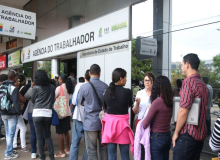 FMI diz que recuperação econômica dos países dependerá de agilidade na vacinação