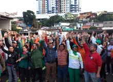 Greve termina e coleta de lixo é retomada em Florianópolis