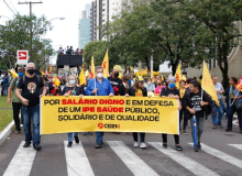 RS: Servidores fazem ato em defesa do Instituto de Saúde e exigem reposição salarial