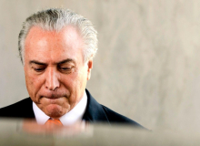 Lula volta a chamar Temer de ‘golpista’ em discurso no Uruguai