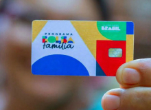 Caixa paga novo Bolsa Família a beneficiários com NIS de final 2