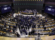 Comissão na Câmara aprova limite de penhora de bens para quitar dívida trabalhista