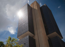 Servidores do Banco Central entregam cargos e anunciam mobilização