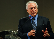 Temer diz que Dilma é honestíssima, mas não reconhece golpe que ele mesmo orquestrou