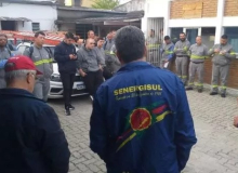 Ato em Pelotas protesta contra precarização do trabalho na CEEE Equatorial