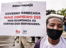 Professores e servidores do PR se unem para cobrar do governo reajustes desde 2016