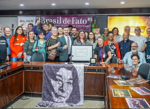 Brasil de Fato RS recebe medalha da 56ª Legislatura da Assembleia Legislativa