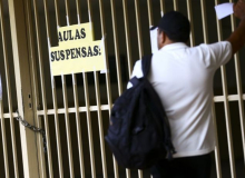 Governador de MG marca volta às aulas sem garantias sanitárias, denuncia Sind-UTE/MG