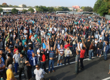Trabalhadores aprovam acordo e encerram greve na Mercedes-Benz