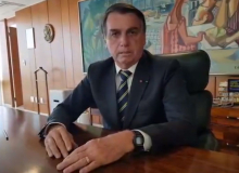 Bolsonaro recua e proíbe subordinados de falar sobre Renda Brasil