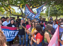 Após ato, professores do RN conseguem reunião com governadora para discutir piso