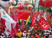 CUT e centrais entregam ao Congresso agendas de interesse dos trabalhadores