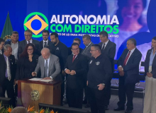 “Dia histórico”, diz presidente da CUT sobre PLC dos motoristas por aplicativos