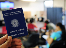 Brasil registra menos empregos com carteira assinada em março