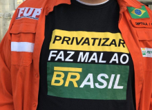 Movimentos protestam hoje (28) em frente ao prédio da Petrobras em São Paulo