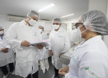 Universidade do Ceará pede a Anvisa para testar em humanos vacina contra Covid-19