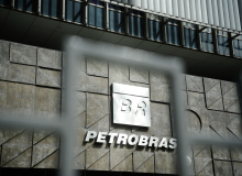 Congresso vai ao STF contra tentativa fraudulenta do governo de privatizar Petrobras