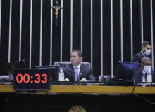 Câmara aprova projetos da oposição para injetar R$ 3,8 bi no setor cultural