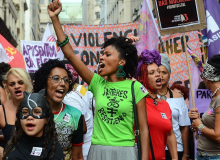 Em manifesto, mulheres na luta pela vida divulgam pauta do 8 de março de 2021