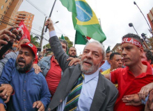Lula vence na Justiça pela 18ª vez ação contra perseguição política