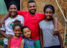 Vítimas da Samarco em Mariana terão casa construída pela comunidade