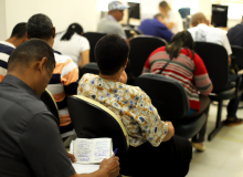 Fim do programa de preservação de emprego pode causar milhões de demissões