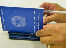 Desemprego bate recorde e atinge 14,4 milhões de pessoas, maior número desde 2012