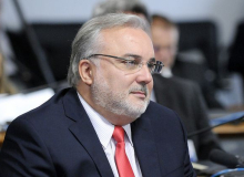 “Privatização da Eletrobras é prejuízo para o Brasil”, diz senador
