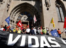 No Ato Nacional, em SP, CUT e centrais defendem impeachment de Bolsonaro
