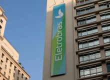 Renúncia de presidente da Eletrobras é vitória parcial contra privatização