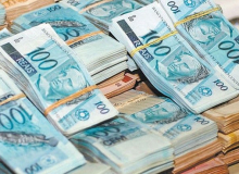 Bolsonaro libera R$ 3,2 bi para prefeituras pagarem shows em ano eleitoral